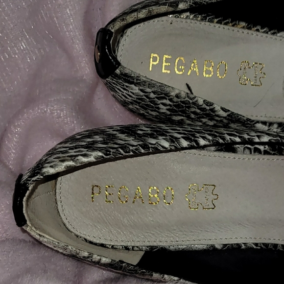 Pegabo Wedges - Picture 8 of 8